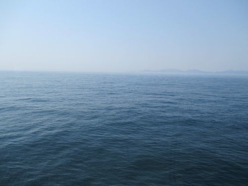 船窓から見た佐多岬先端.jpg