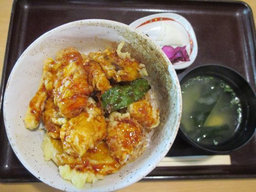 臼杵みなと市場臼杵ふぐ天丼.jpg